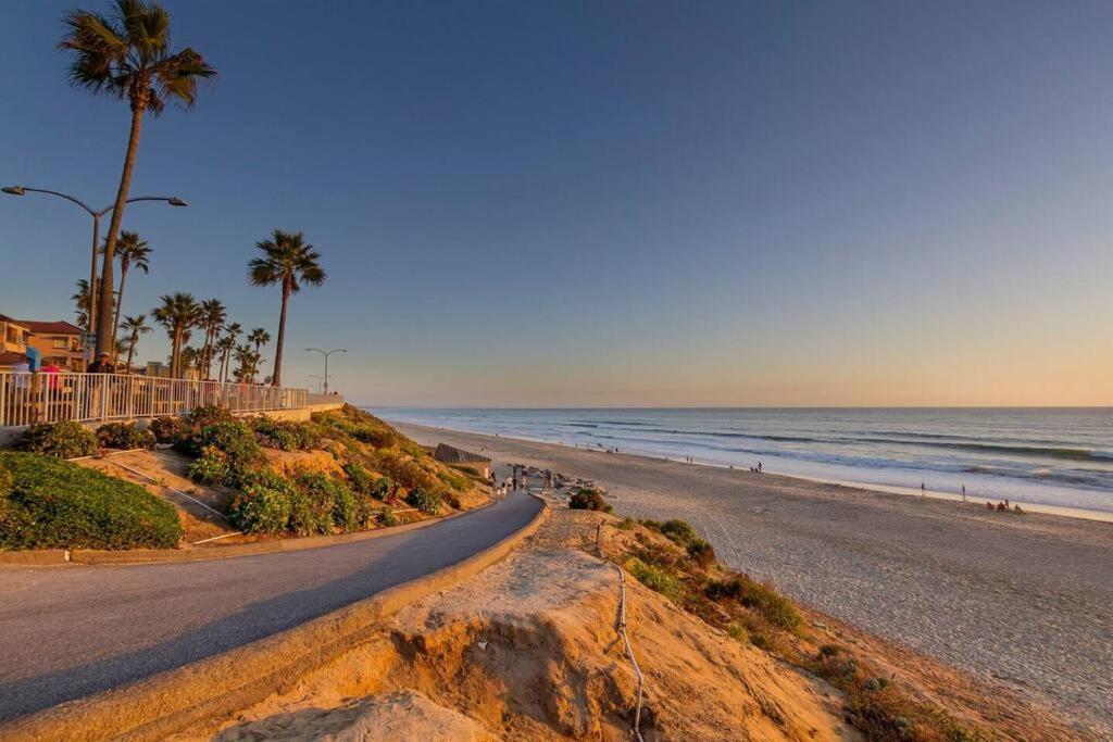 Great Group Retreat! Hacienda Decor, Spacious Floor Plan, Private Backyard Carlsbad Extérieur photo